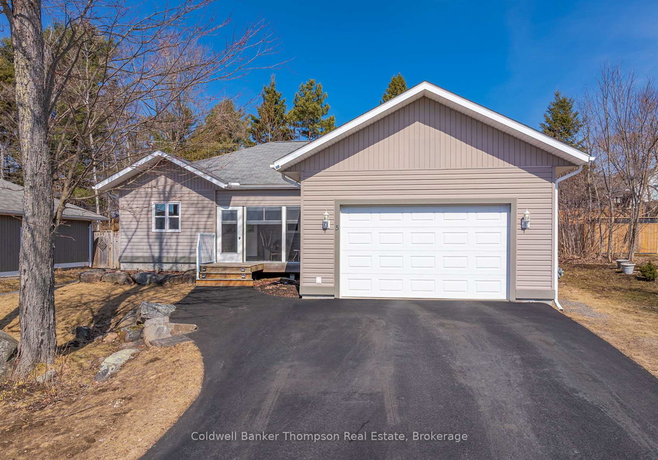 5-northdown-street-huntsville-ontario-x12992036