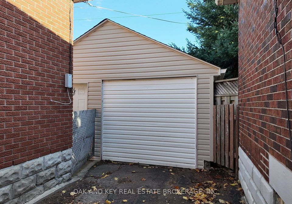 32-tennyson-street-london-east-ontario-x12992092