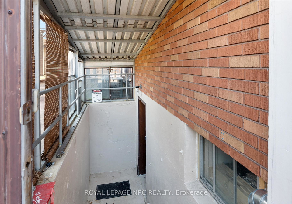 21-chalmers-street-st-catharines-ontario-x12992104