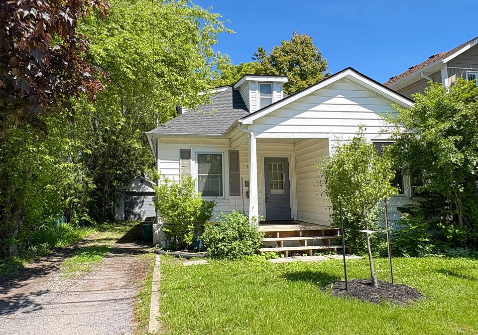 153-macdonnell-street-kingston-ontario-x12992184