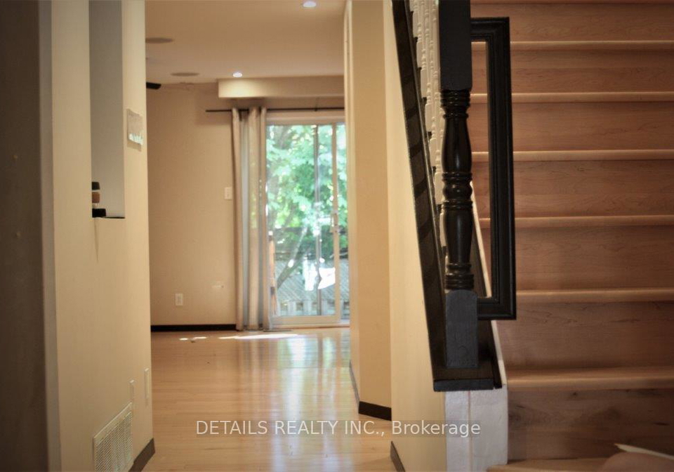719-melbourne-avenue-ottawa-ontario-x12992266