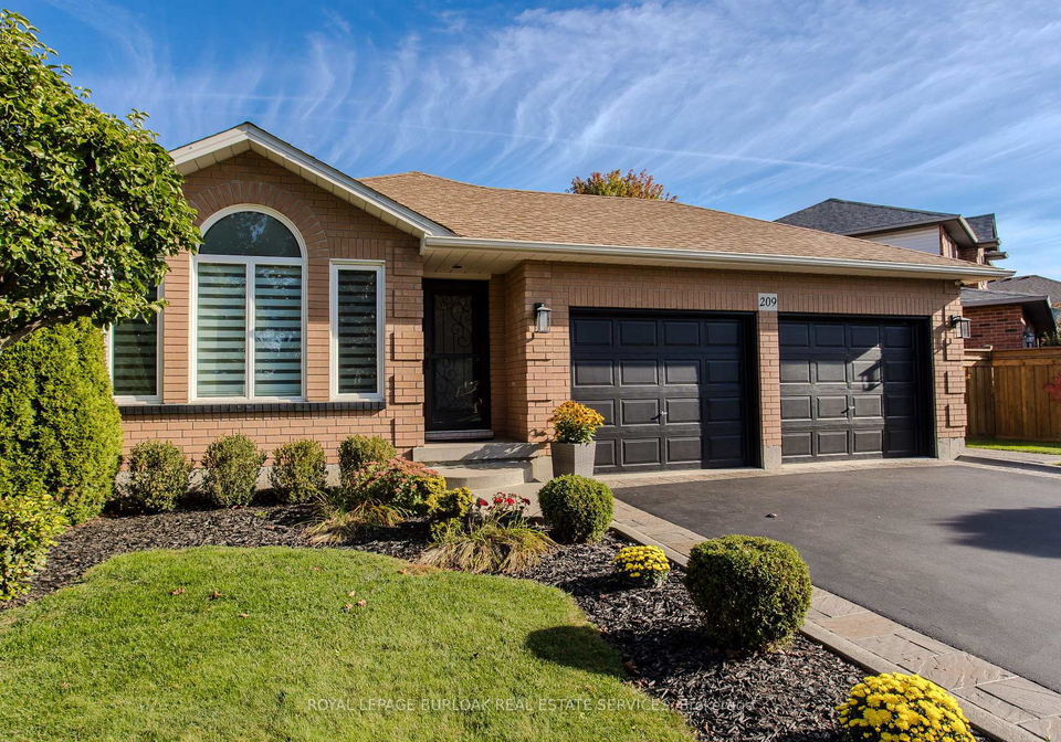 209-portage-lane-hamilton-ontario-x12992340