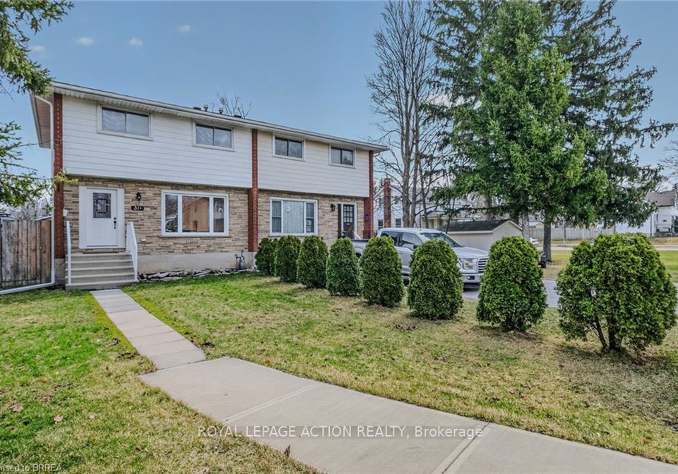 31-market-street-brant-ontario-x12992444
