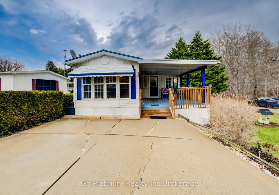 592968-oxford-road-13-norwich-ontario-x12992484