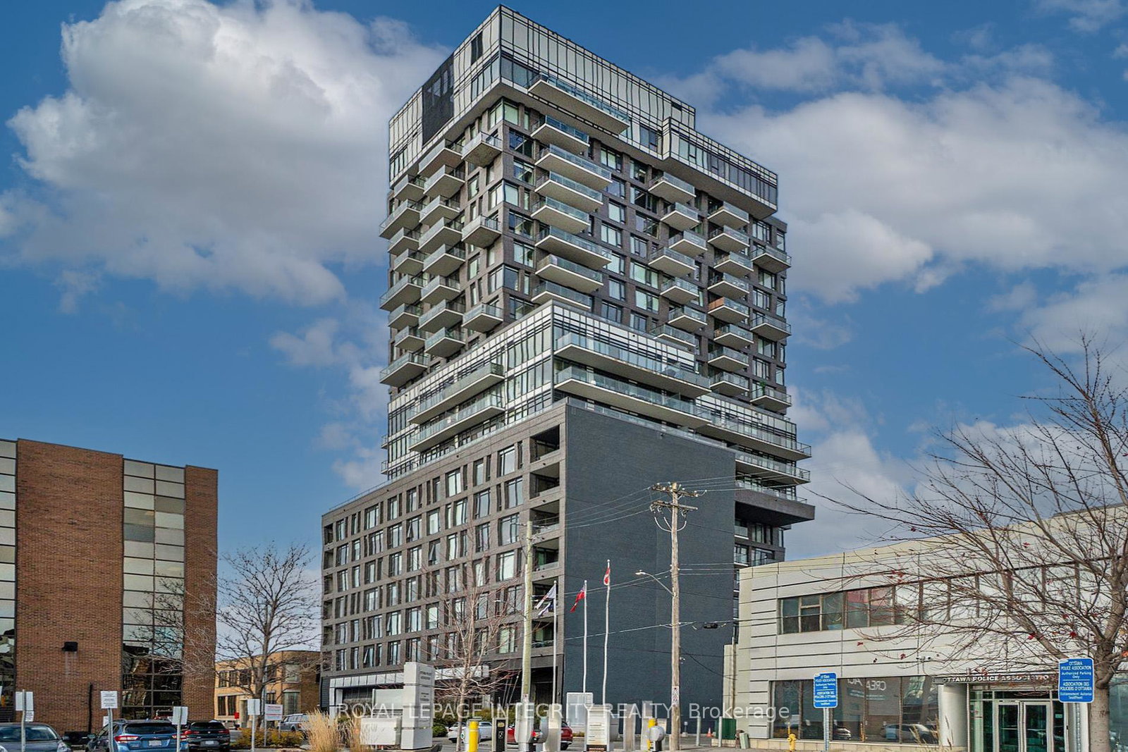 203-catherine-street-ottawa-ontario-x12992692