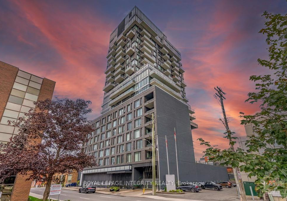 203-catherine-street-ottawa-ontario-x12992692