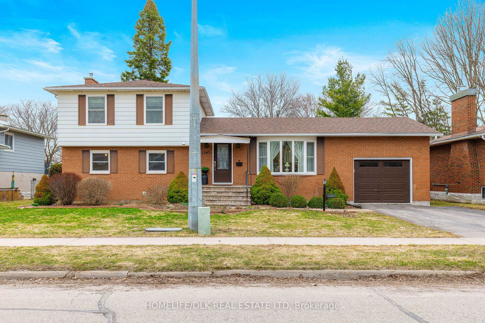 1243-alwington-street-brockville-ontario-x12992802