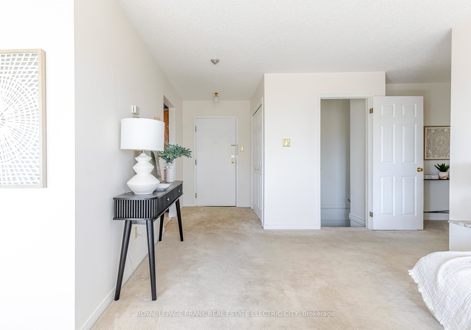 36-champlain-crescent-peterborough-ontario-x12992844