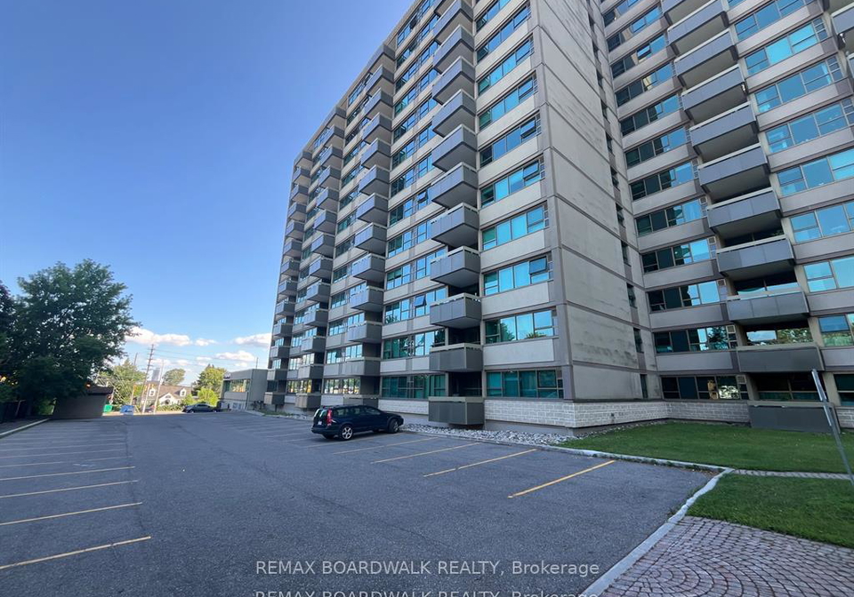 555-brittany-drive-ottawa-ontario-x12992848