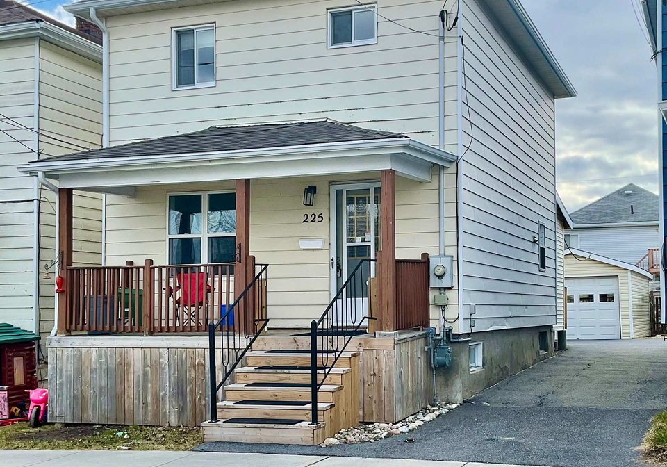 225-alice-street-cornwall-ontario-x12992974