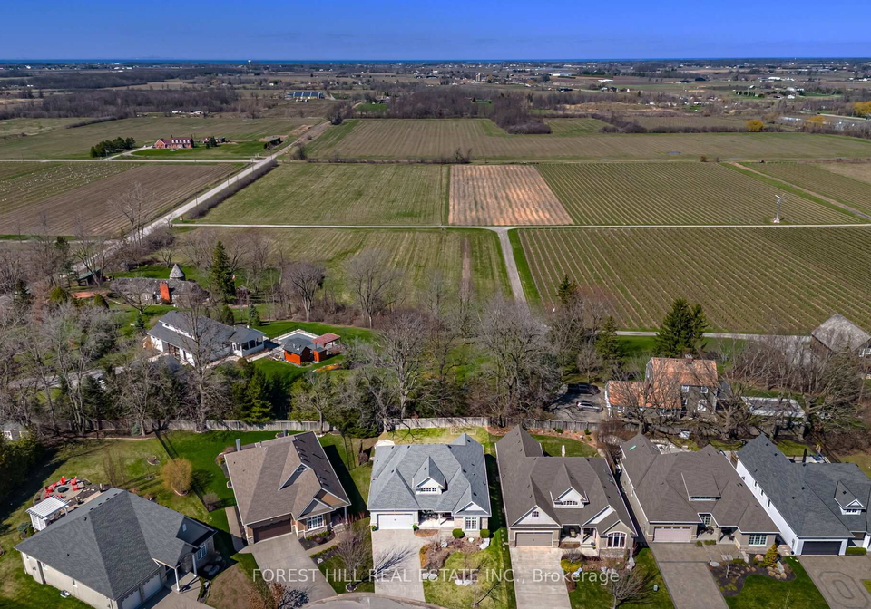 51-stoneridge-crescent-niagara-on-the-lake-ontario-x12993352