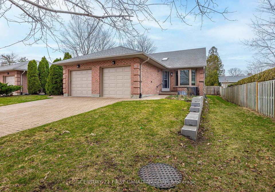 90-ontario-street-s-lambton-shores-ontario-x12993488