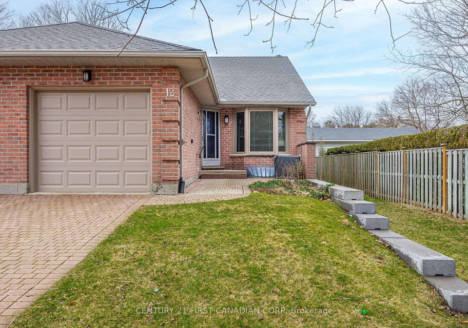 90-ontario-street-s-lambton-shores-ontario-x12993488