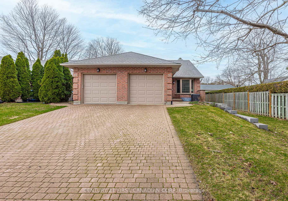 90-ontario-street-s-lambton-shores-ontario-x12993488