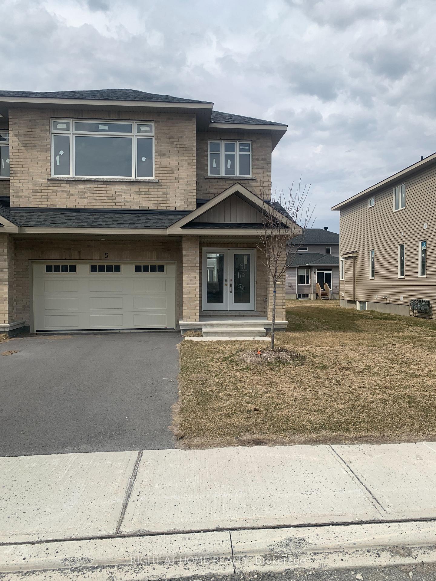 5-wylie-way-carleton-place-ontario-x12993672