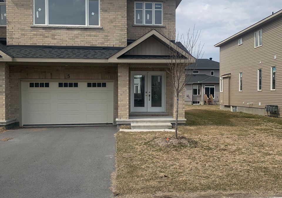 5-wylie-way-carleton-place-ontario-x12993672