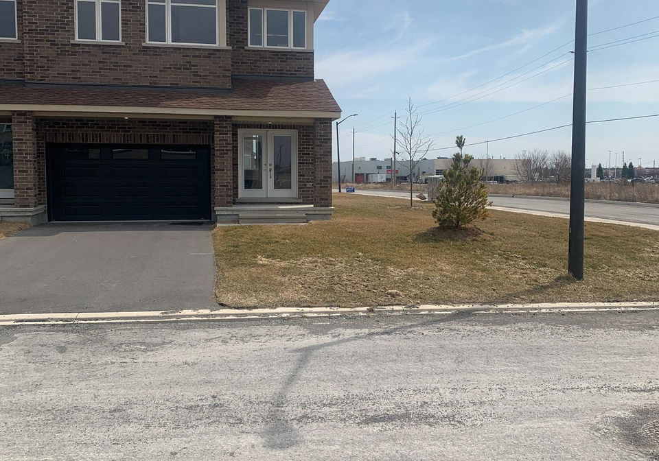 2-wylie-way-carleton-place-ontario-x12993958