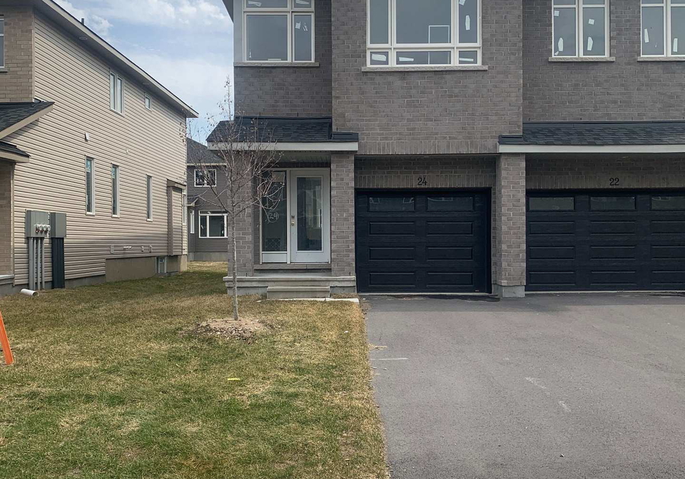 24-wylie-way-carleton-place-ontario-x12993990