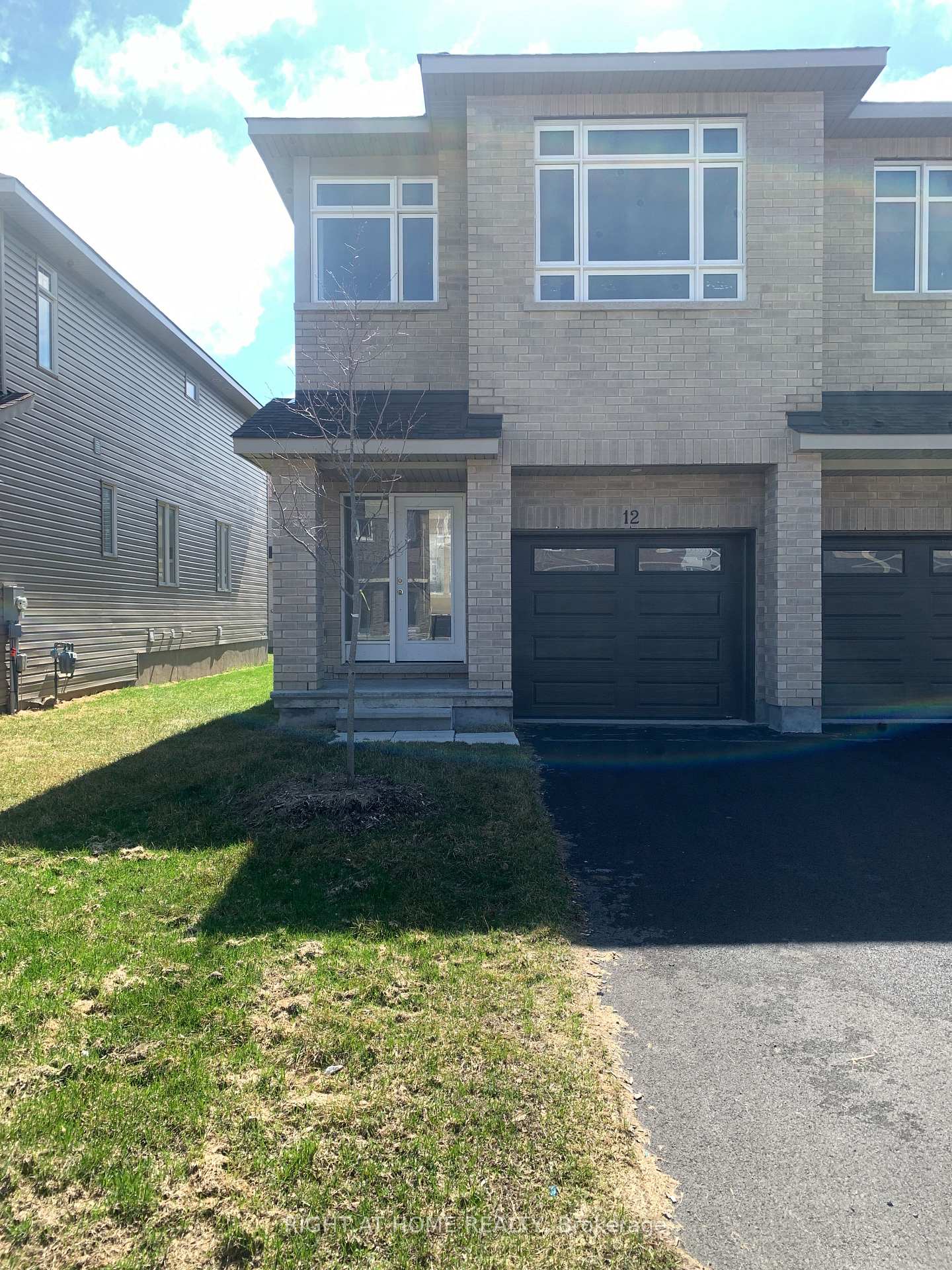 12-wylie-way-carleton-place-ontario-x12994020