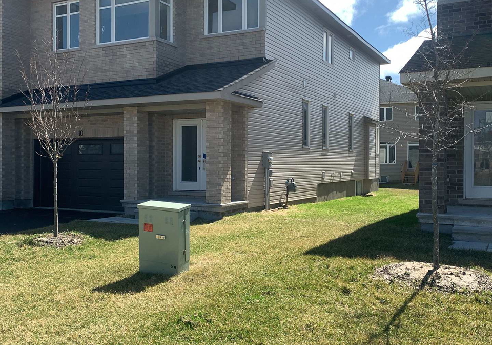 10-wylie-way-carleton-place-ontario-x12994022
