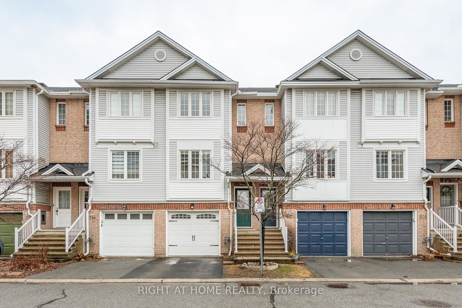 212-rutgers-private-ottawa-ontario-x12994078