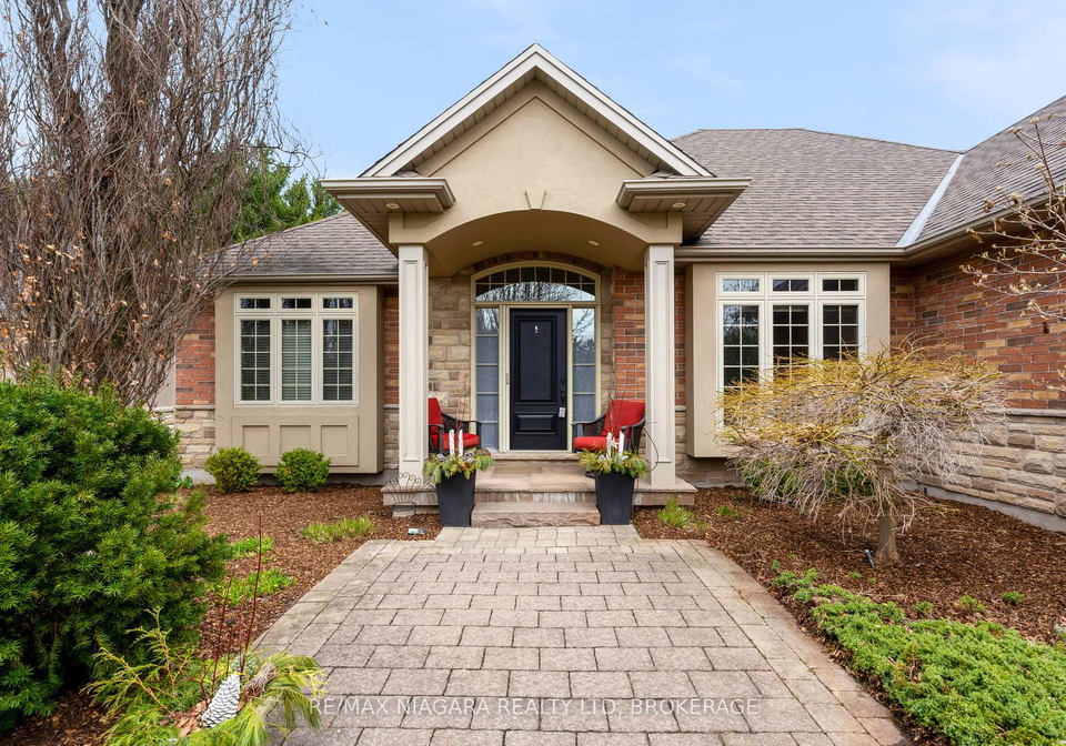 27-martha-court-pelham-ontario-x12994274