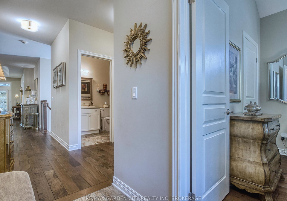 2vansickle-road-st-catharines-ontario-x12994328