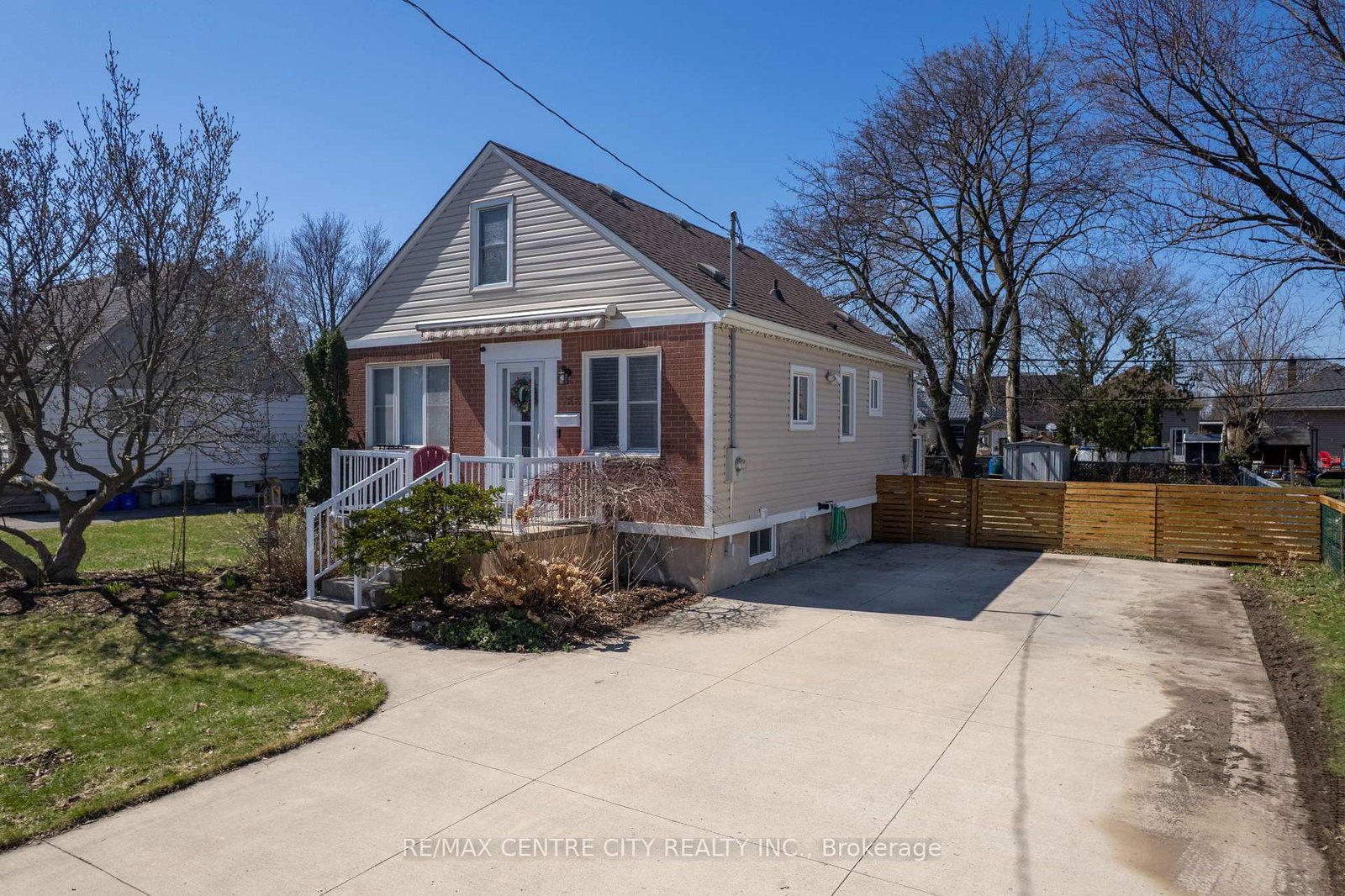 785-strand-street-london-east-ontario-x12994704