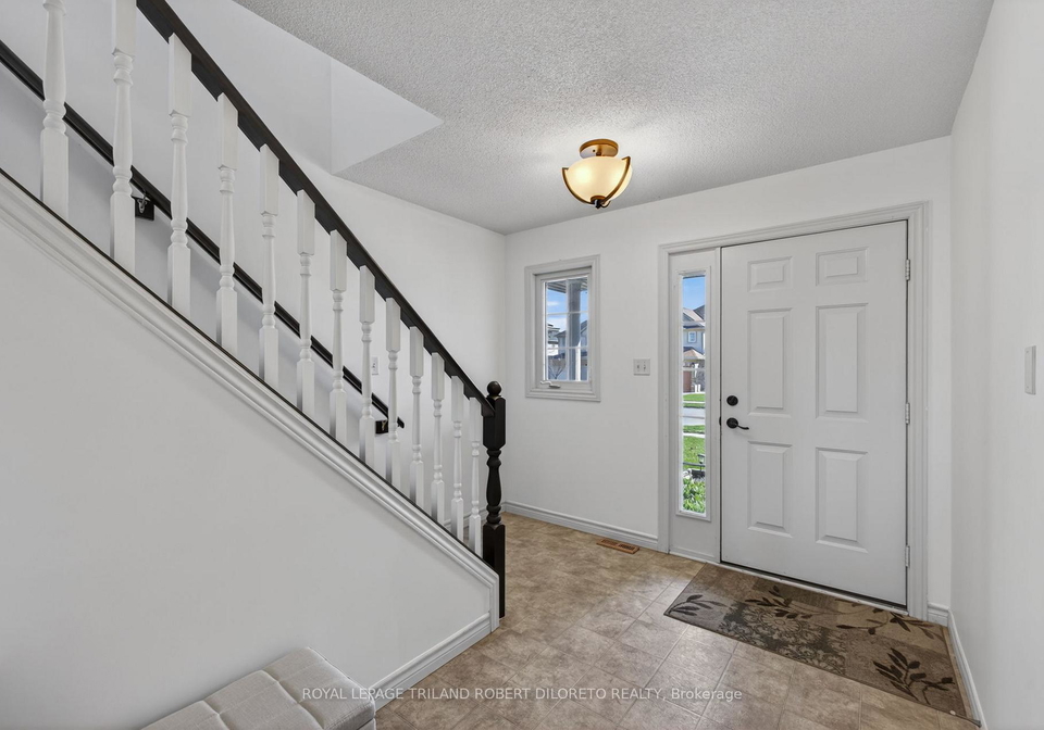 1590-green-gables-road-london-south-ontario-x12994780