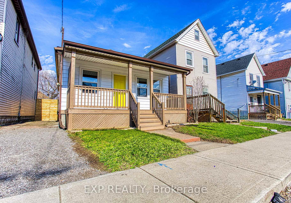 267-rosslyn-avenue-n-hamilton-ontario-x12995020