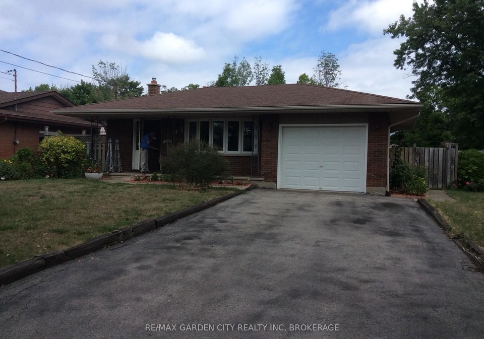 43-dunvegan-road-st-catharines-ontario-x12995036