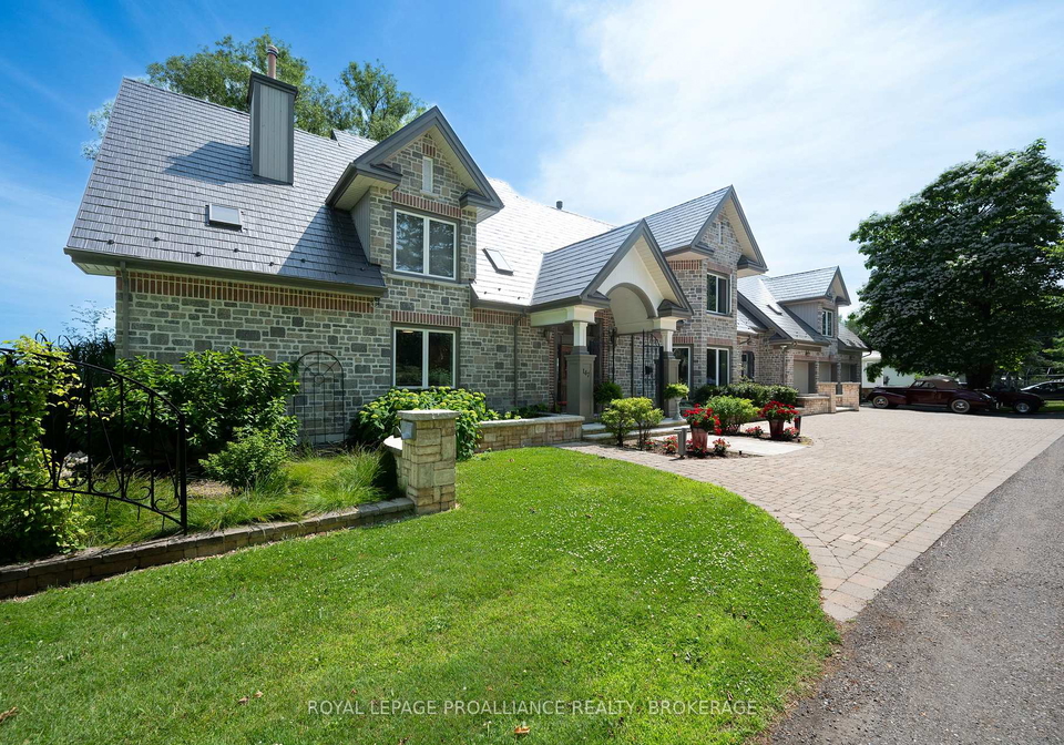 147-1000-island-parkway-front-of-leeds-seeleys-bay-ontario-x12995366