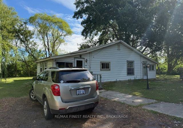 1623-road-96-frontenac-islands-ontario-x12995406