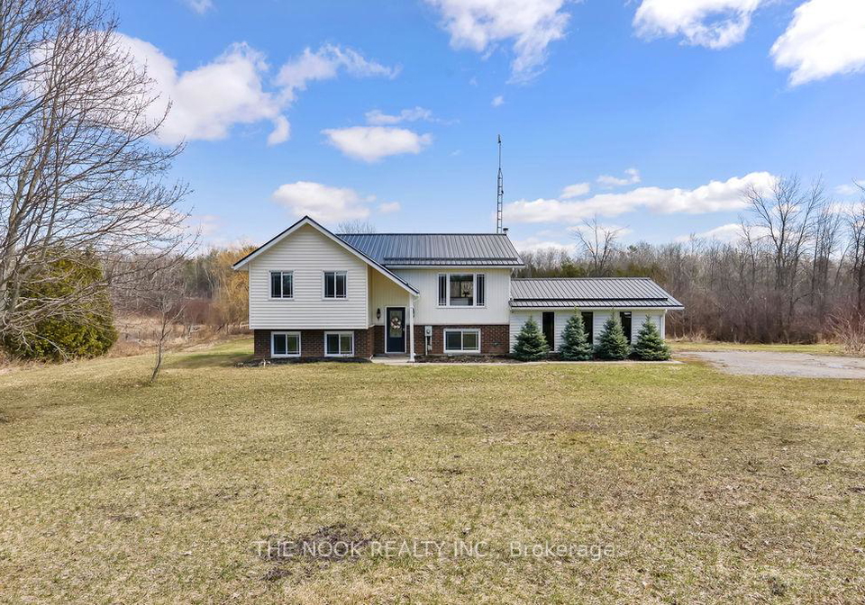 1915-county-road-2-otonabee-south-monaghan-ontario-x12995436