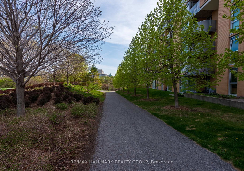 200-lett-street-ottawa-ontario-x12995456