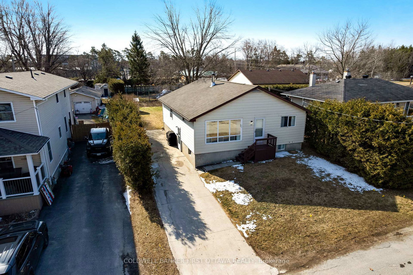 50-robinson-street-perth-ontario-x12995556