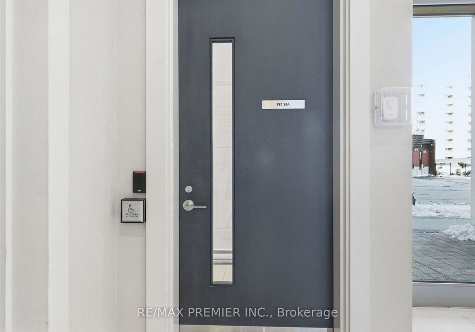 212-king-william-street-hamilton-ontario-x12995624