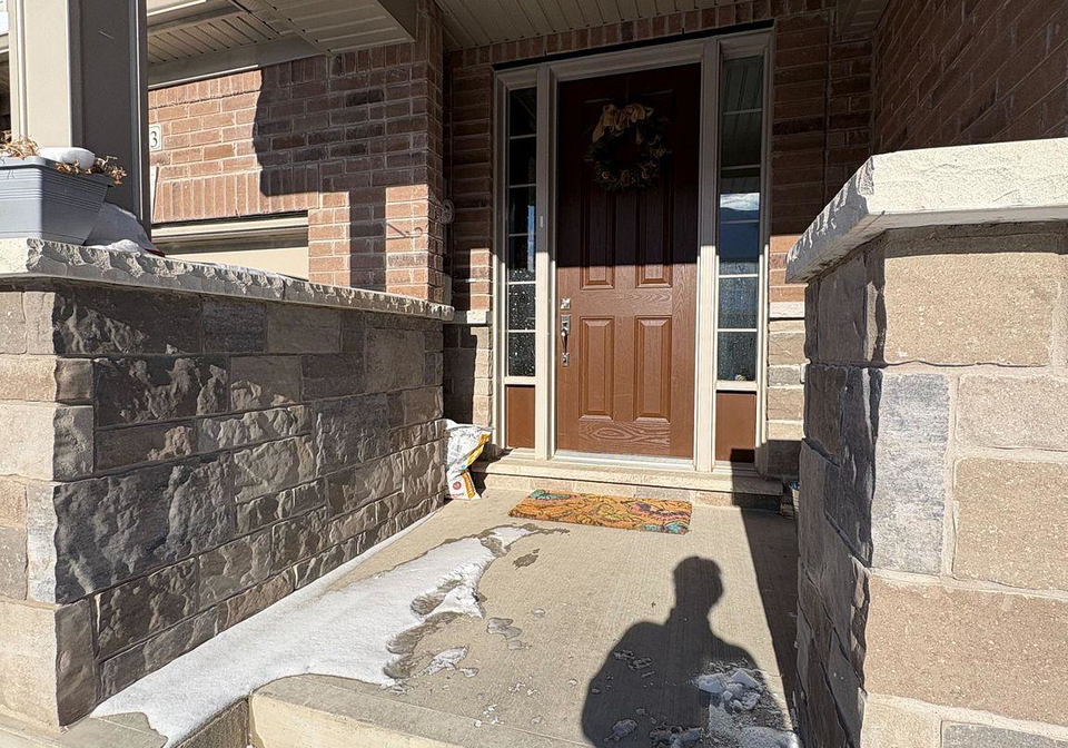 203-broadacre-drive-kitchener-ontario-x12995692