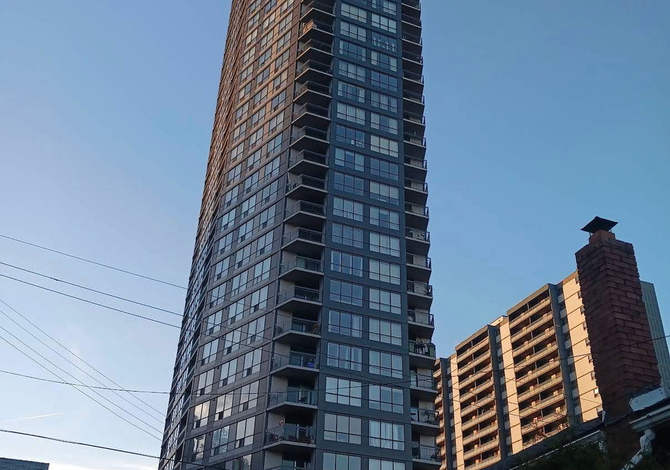 150-charlton-avenue-hamilton-ontario-x12995896