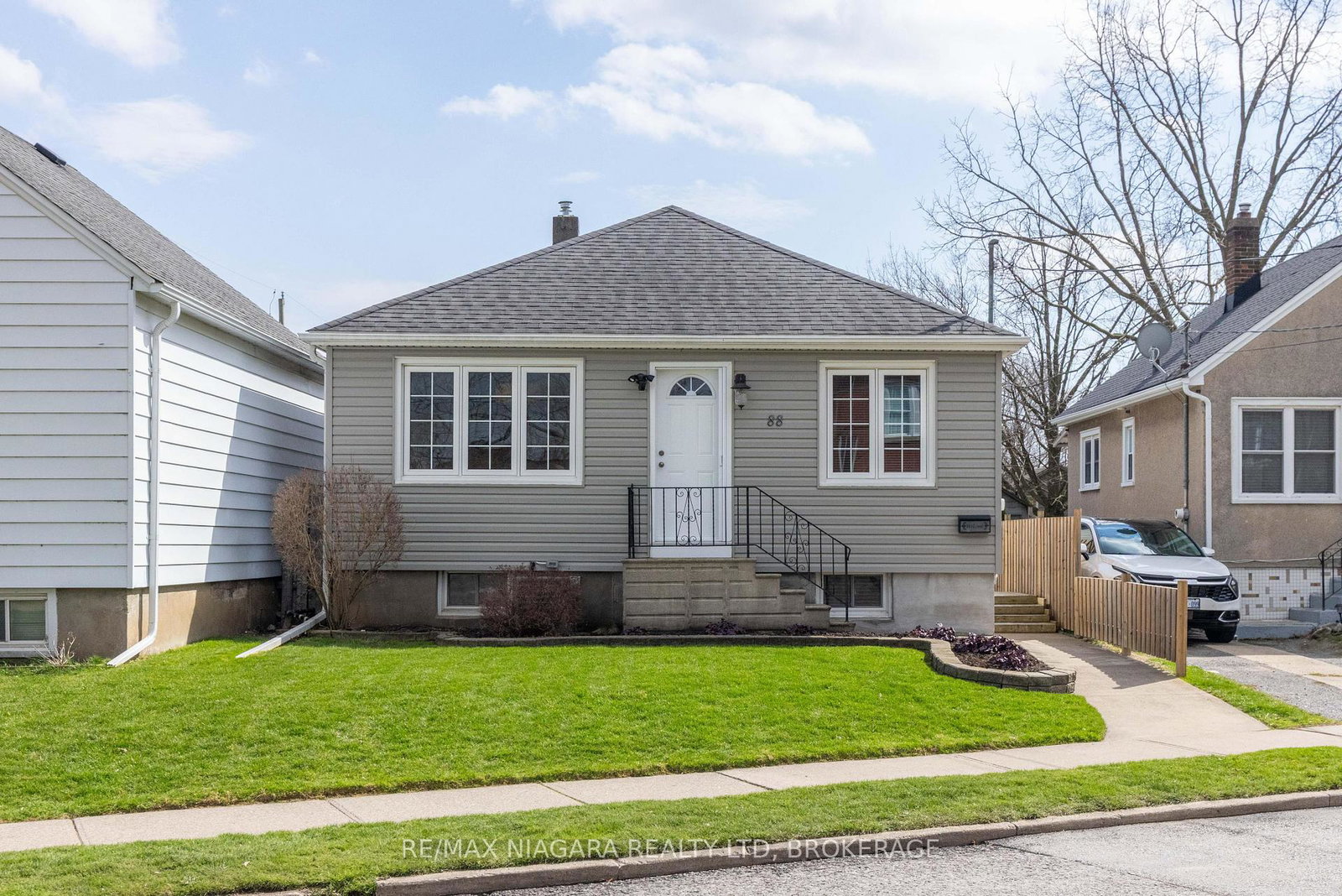 88-garnet-street-st-catharines-ontario-x12996024