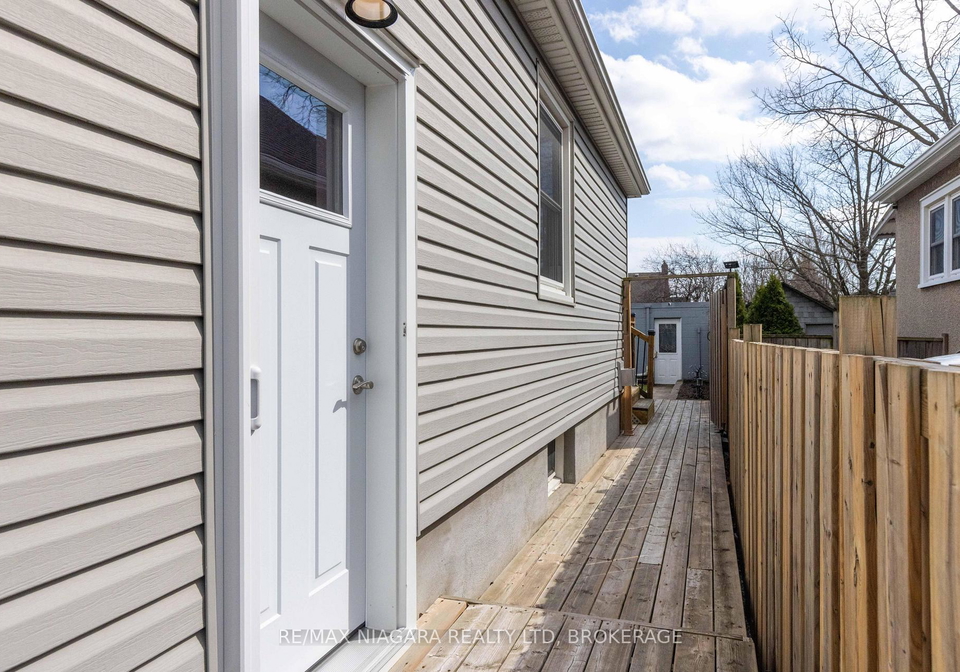 88-garnet-street-st-catharines-ontario-x12996024