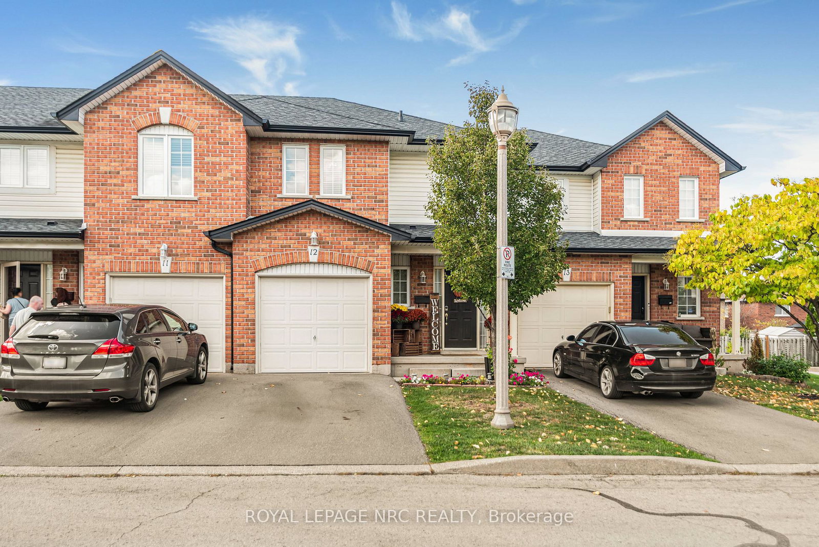311-8-highway-hamilton-ontario-x12996072
