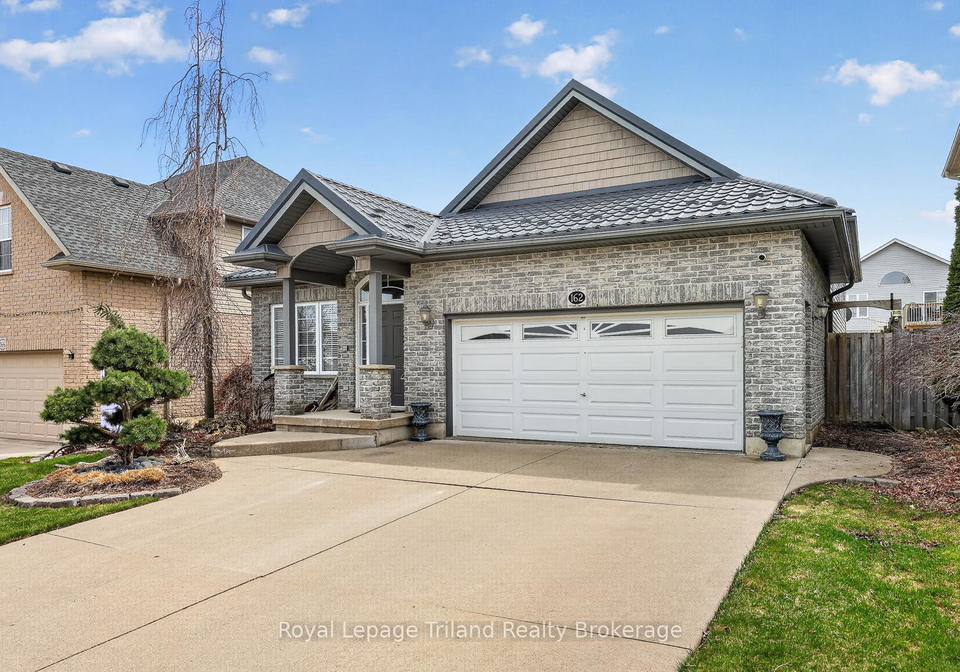 162-forestway-trail-woodstock-ontario-x12996094