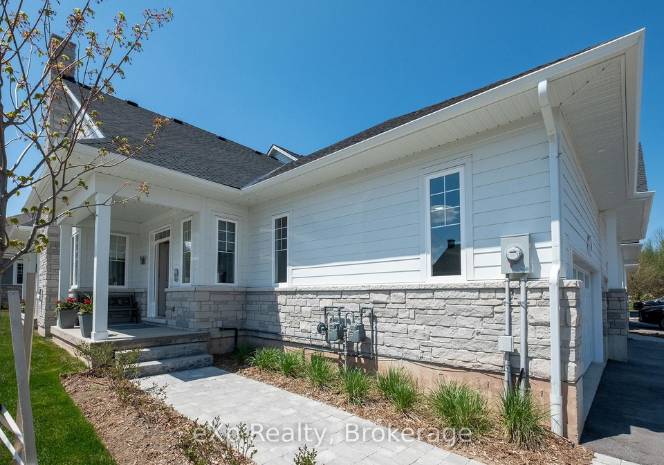 300-sandpiper-lane-georgian-bluffs-ontario-x12996260
