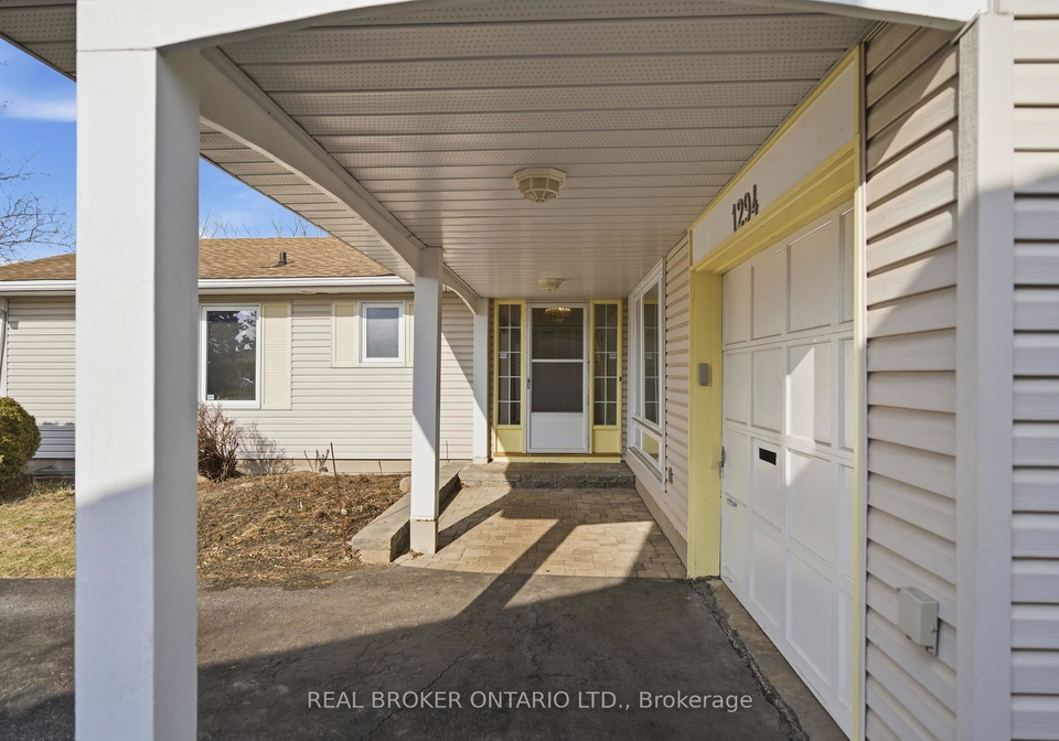 1294-fernwood-drive-ottawa-ontario-x12996380
