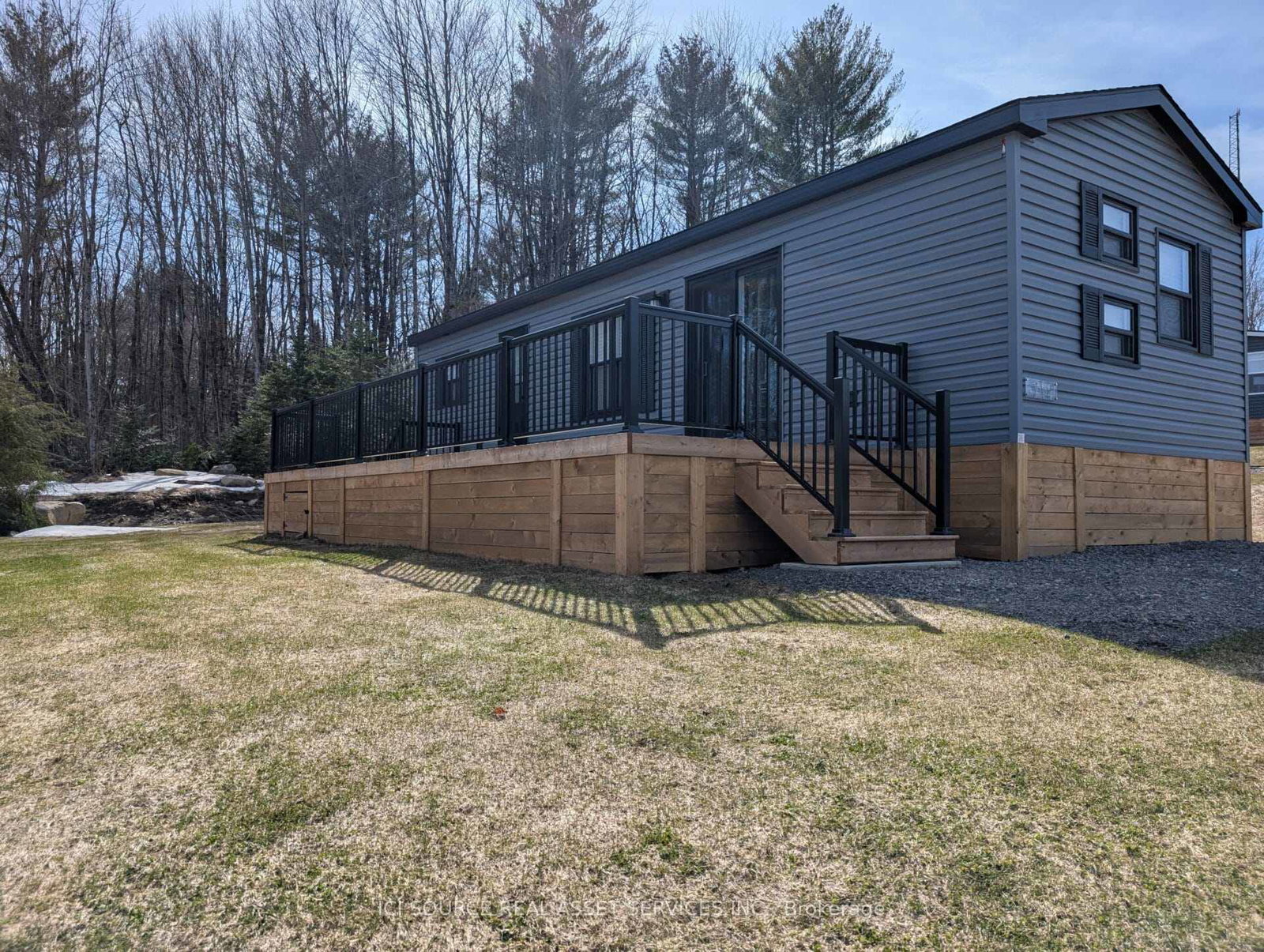 1047-bonnie-lake-camp-road-bracebridge-ontario-x12996612