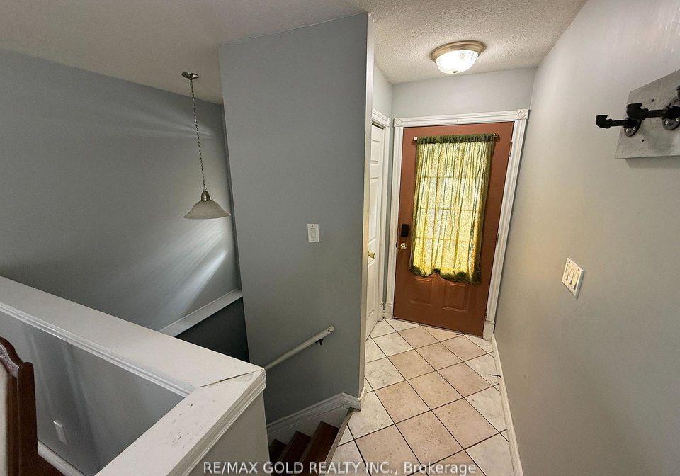24-eastwood-drive-welland-ontario-x12996670