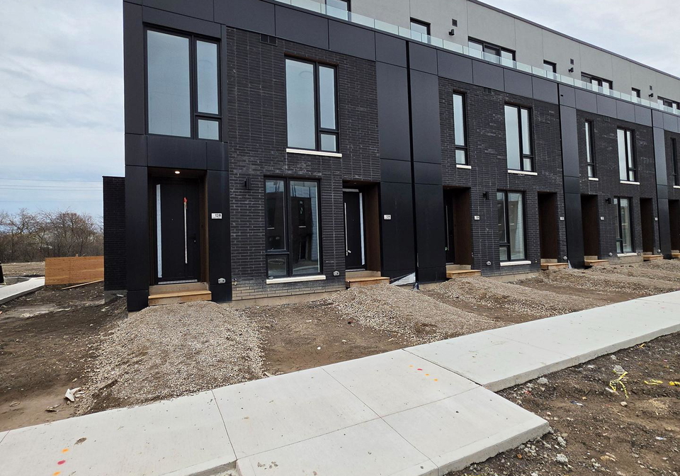 126-everett-common-st-catharines-ontario-x12996892