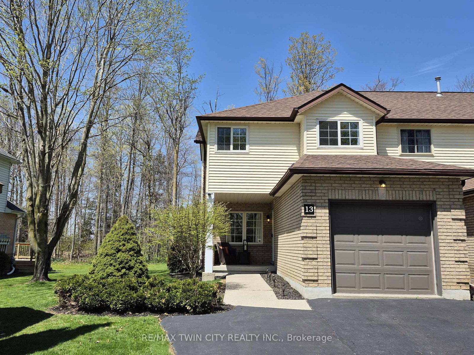 20-forrest-avenue-w-wilmot-ontario-x12996904