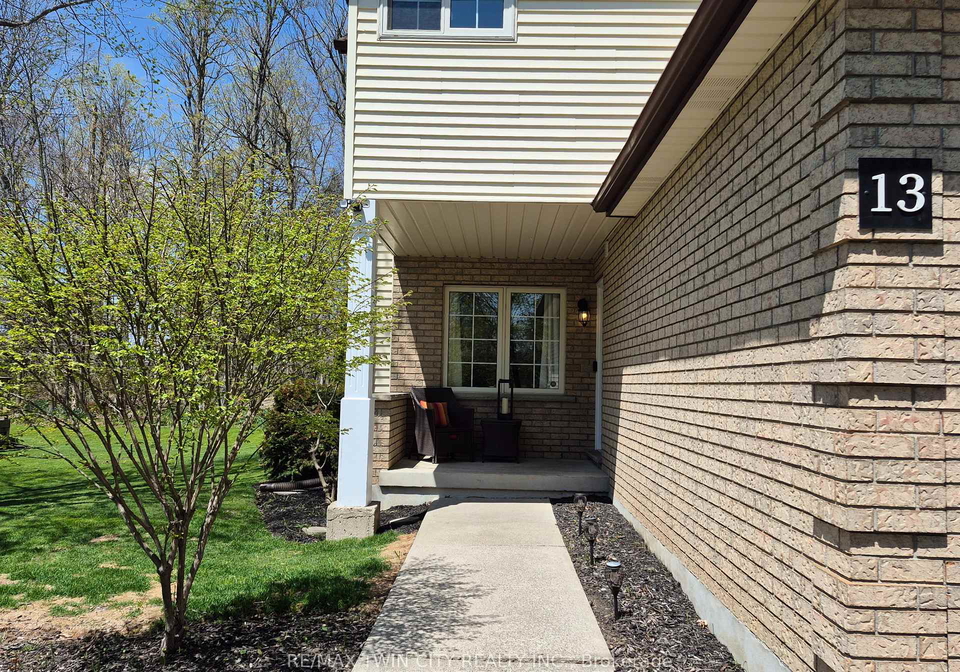 20-forrest-avenue-w-wilmot-ontario-x12996904